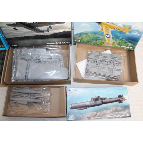 4 x Collectable Boxed MIKR MIR Model Kits 1:32/1:35 And 1:48 Scale As ...