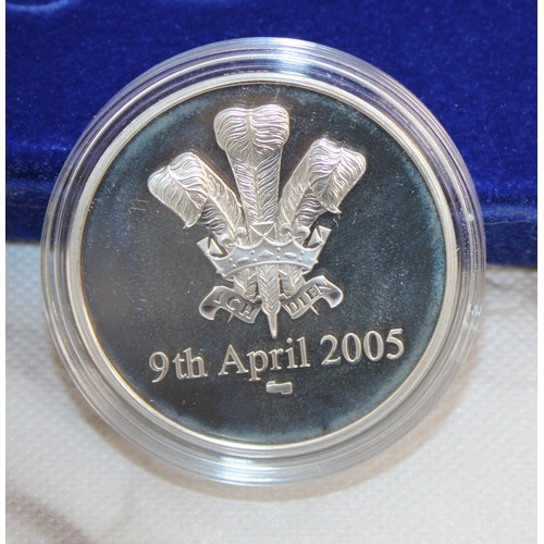 The Royal Mint A CELEBRATION MEDAL To Commemorate The Marriage Of HRH ...