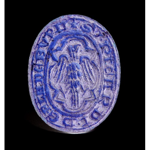 76 - Medieval chessman type seal matrix, the oval seal face engraved with a device of a splayed eagle wit... 