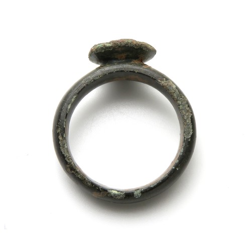 77 - Medieval bronze seal ring, the circular bezel engraved with a crowned letter R. 26mm diameter x 30mm... 