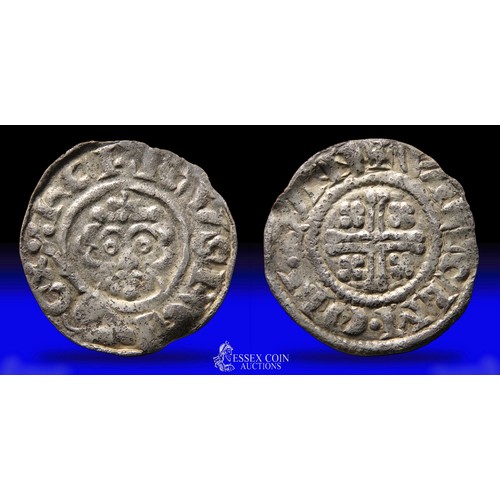 206 - Richard I short cross penny. Silver, 20mm, 1.26g. Obv: crowned facing bust holding sceptre, +HENRICV... 