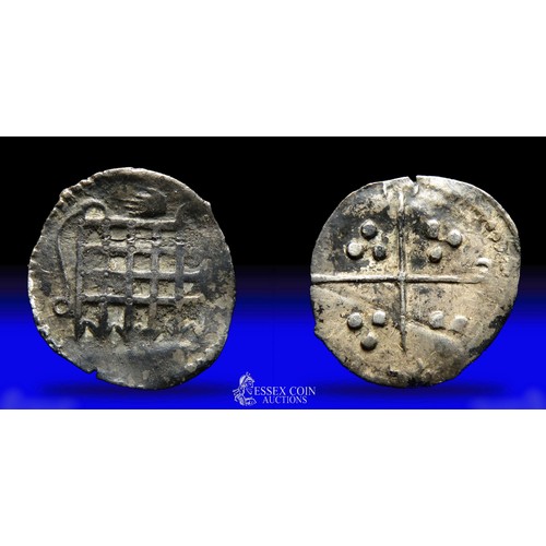 315 - Elizabeth I halfpenny, Sixth Issue 1582-1600. Silver, 10mm, 0.21g. Obv: portcullis, hand above. Rev:... 