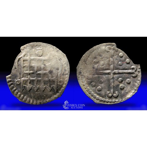 323 - James I halfpenny, first coinage 1603-4. Silver, 11mm, 0.19g. Obv: portcullis, thistle above. Rev: l... 