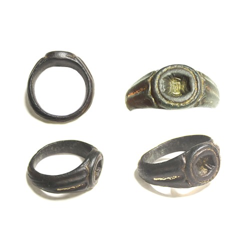 100 - Medieval merchants seal ring. Circa 14th-15th century AD. Copper-alloy, 12.61g. 28.19 mm, 21.28 mm i... 