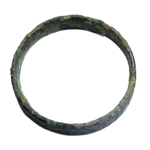 102 - Medieval bronze 'LOVE' ring c. 1500 -1600. Recorded on the PAS database as NARC-9CD1B1 where the rec... 