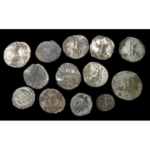 160 - Roman silver denarius and siliqua. To include, coins issued during the reigns of, Vespasian, Trajan,... 