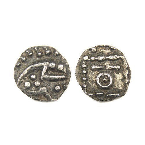 174 - Anglo-Saxon silver sceat, continental issue series E (695-740). Silver, 1.19g. 11.69 mm. Obv: insect... 