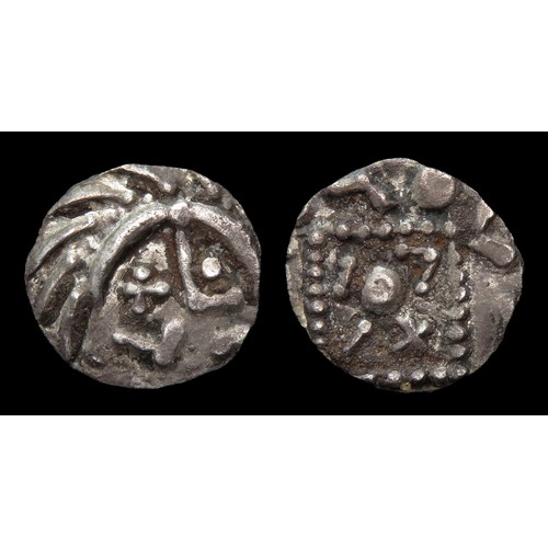 180 - Anglo-Saxon sceat, continental issue (695-740), series E. Silver, 12mm, 1.08g. Obv: Quilled crecent ... 