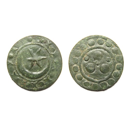 256 - English Medieval Jetton.  Edward II, 1307-27. Type 3. Copper, 1.98g. 21.36 mm. Star and crescent, pe... 