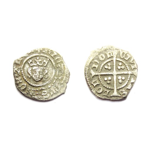 260 - Richard II farthing. Silver, 0.34g. 10.56 mm. Obverse: Front-facing bust, +RICARD REX ANGL. Reverse:... 