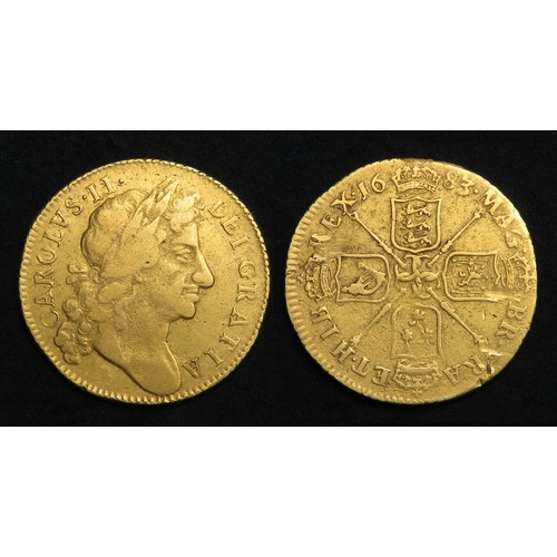 347 - Charles II guinea 1683. Gold, 26mm, 8.3g. Obv: fourth laureate bust right, +CARLVS II DEI GRATIA. Re... 