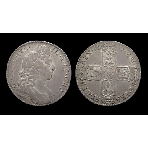 353 - William III Halfcrown. Silver, 15.02 grams. 33.15 mm.. 32.60 mm. First laureate and draped bust (typ... 