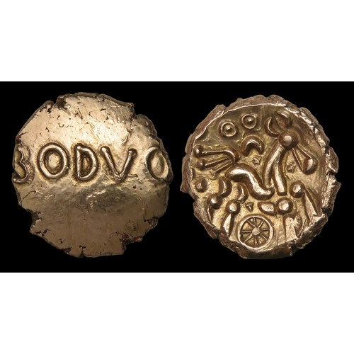 Bodvoc gold stater, Dobunni tribe circa 20 BC-10 AD. Gold, 19mm, 5.51g. Obv: BODVO[C] across plain field. R. Triple-tailed horse right, wheel below, crescent and two pellet-in-rings forming hidden face above. Extremely fine, virtually as struck. Discovered in the Wychavon district, Worcestershire and recorded on the PAS database as WAW-439F31. Cf. CCI 61.0058 (same dies). Ref: VA 1052-1; ABC 2039. https://finds.org.uk/database/artefacts/record/id/1070334