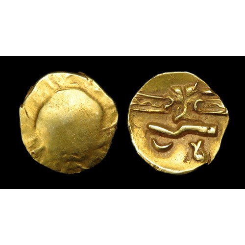 150 - Gallo-Belgic D Quarter Stater. Ornate lines type, circa 1st century BC. Gold, g.  mm. Blank. R. Tree... 