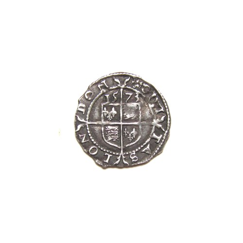 346 - Elizabeth I Threehalfpence. Third & Fourth Issues, 1561-77. Silver, 0.72g. 16 mm. Crowned bust l... 