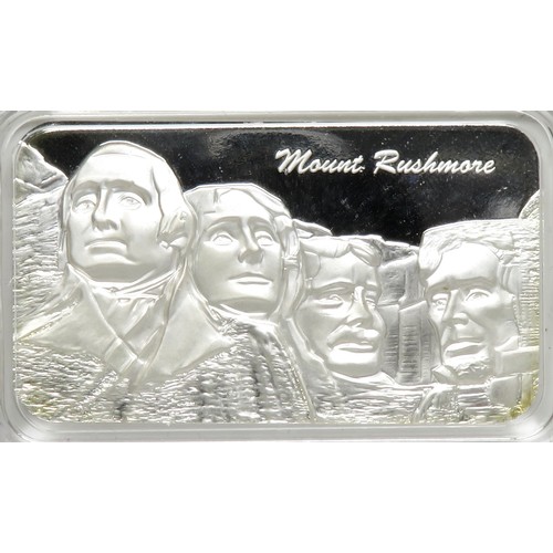 445 - Mount Rushmore silver bar. PAMP $5 31.1g of .999 silver. Number 422 from a limited mintage of 1000. ... 