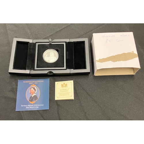 443 - Florence Nightingale Silver Proof Five Pound Coin. 2020, 200th Anniversary. .925, 28.28g. Mintage, 9... 