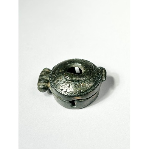 85 - Roman Zoomorphic Seal Box. Circa 1st-2nd century CE. Copper-alloy, 29mm x 12mm 12.08g. The lid of th... 