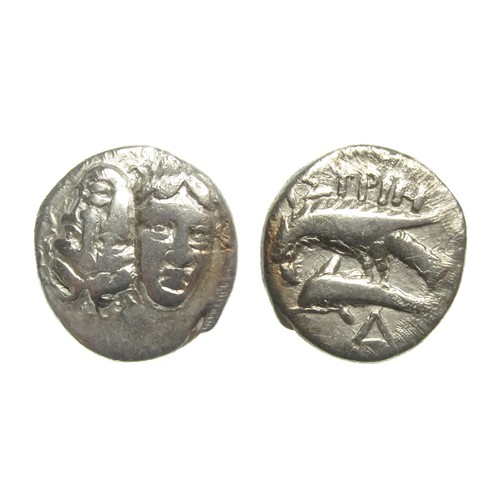 183 - Greece, Moesia, Istros, Drachm. Circa 340-313 BC. Silver, 17.5 mm. 4.30g. Facing male heads, the rig... 