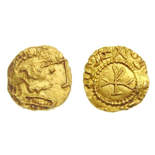 Anglo-Saxon Witmen Type Gold Thrymsa. Sutherland IV. 1. Bust right with trident in front. R. Cross with blundered legend around. Ref: Spink 753. EMC: 2022.0426. Four examples of this obverse die were present in the Crondal hoard.