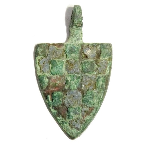 142 - Medieval Heraldic Pendant displaying the Arms of John de Warenne: Chequy or and azure. Circa 13th ce... 