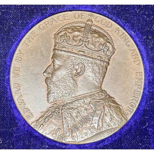 360 - Edward VII National Medal for Success in Art. A cased bronze medal from the Board of Education, Sout... 