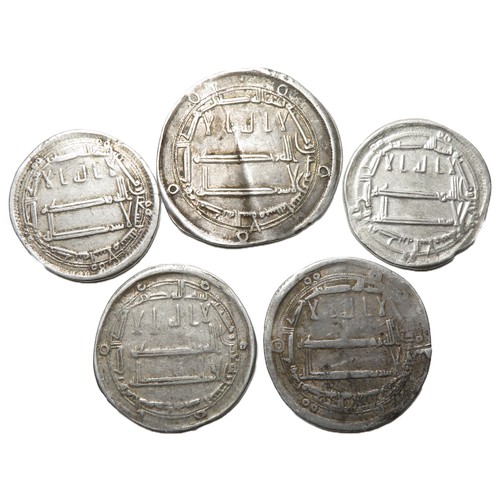 84 - Islamic Dirham Group (5). AH 189. Largest 27mm, 2.9g. Abbasid Caliphate. Al-Rashid, Madinat Al-Salam... 