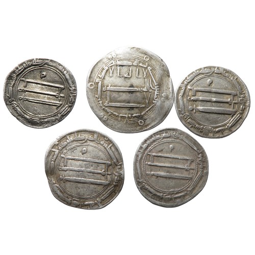 85 - Islamic Dirham Group (5). AH 189. Largest 26mm, 2.9g. Abbasid Caliphate. Al-Rashid, Madinat Al-Salam... 