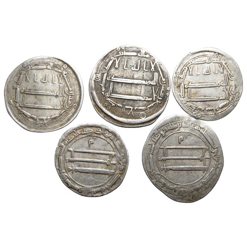 87 - Islamic Dirham Group (5). AH 189. Largest 26mm, 2.91g. Abbasid Caliphate. Al-Rashid, Madinat Al-Sala... 