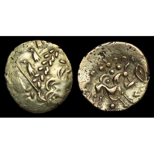 113 - Trinovantes, Clacton Type Gold Stater. Circa 60-50 BC. 21mm, 6.10g. Wreath, cloak and crescents. R. ... 