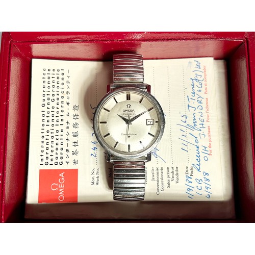 404 - 1965 Omega Constellation Watch. Automatic chronometer, officially certified. Stainless steel with br... 