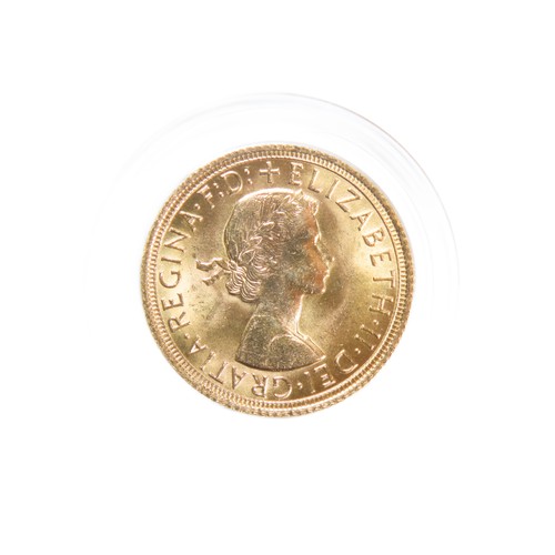 411 - Elizabeth II Gold Sovereign. 8g. Crowned bust right, ELIZABETH II DEI GRATIA REGINA F D. R. St Georg... 