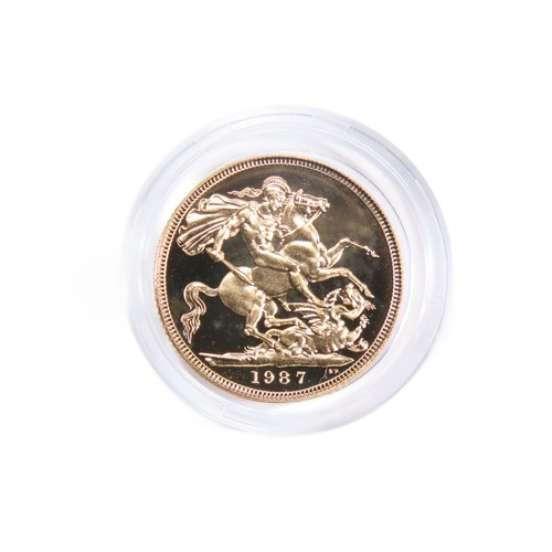 425 - Royal Mint. Elizabeth II Proof Gold Sovereign, 1987. 8g. Crowned bust right, ELIZABETH II DEI GRA RE... 