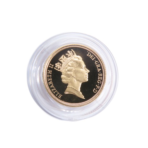 427 - Royal Mint. Elizabeth II Proof Gold Sovereign, 1988. 8g. Crowned bust right, ELIZABETH II DEI GRA RE... 