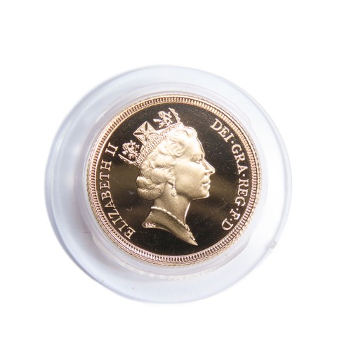 429 - Royal Mint. Elizabeth II Proof Gold Sovereign, 1986. 8g. Crowned bust right, ELIZABETH II DEI GRA RE... 