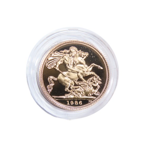 429 - Royal Mint. Elizabeth II Proof Gold Sovereign, 1986. 8g. Crowned bust right, ELIZABETH II DEI GRA RE... 