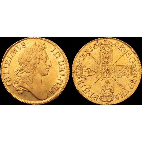 336 - William III, 1694-1702. Gold Guinea. 1698, second bust with large lettering and large date. Laureate... 