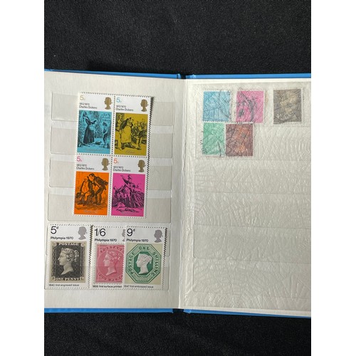 473A - Collectors Lot: To include an accumulation of coins, stamps and medals as well as some literature on... 