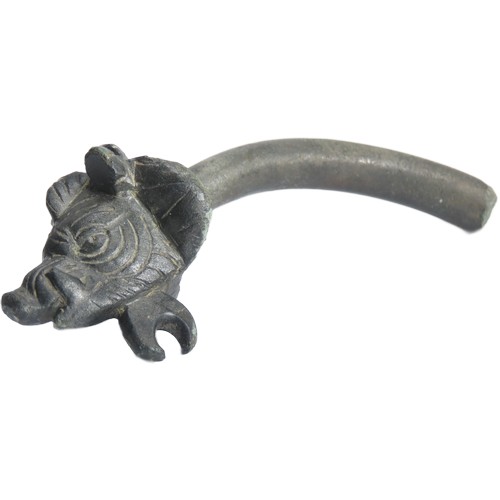 37 - Roman boar's headed terminal. Circa 1st-2nd century CE. 91mm. A large bronze section from a lamp han... 