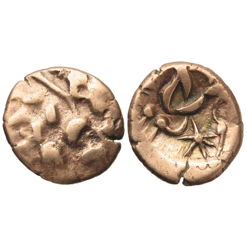 139 - Corieltavi tribe South Ferriby gold stater c. 45BC - 10BC. Obv. Wreath, cloak and crescents; brick-l... 