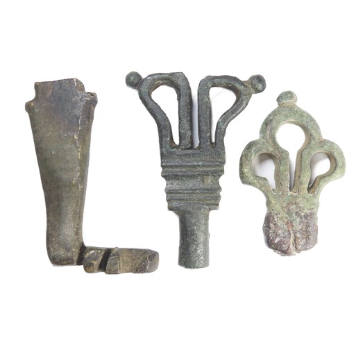 107 - Roman Key Group (3). Circa 1st-3rd century CE. Copper-alloy, 47mm-56mm. To include two open-work han... 