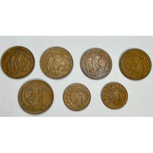 83 - New Zealand: Large coin collection, 1930's-1080's. Various denominations, including commemorative do... 