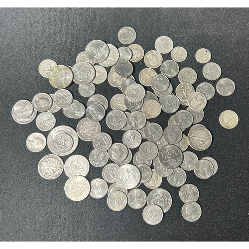 63 - Large USA coin collection. 19th - 21st century, to include silver, nickle and copper issues. Dollars... 