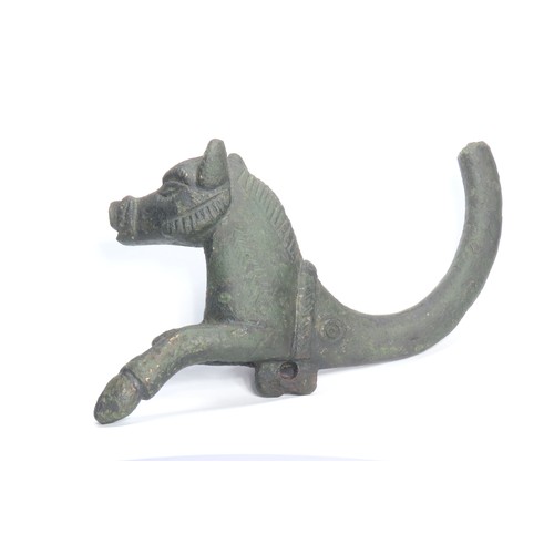 44 - Roman boar terminal. Circa 1st-2nd century CE. Copper-alloy, 211g. 121mm. An impressive, large bronz... 