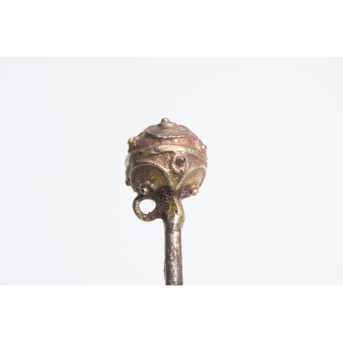 109 - Tudor silver gilt ball-headed dress pin. Circa 1500-1600 CE. 4.58g, 74mm. Each hemisphere is decorat... 