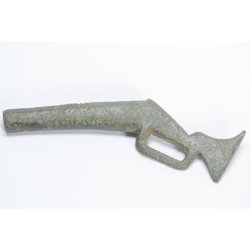 125 - 17th Century Toy Musket. Copper-alloy, 18g. 75mm. Cast in one piece with  fishtail butt, faceted bar... 