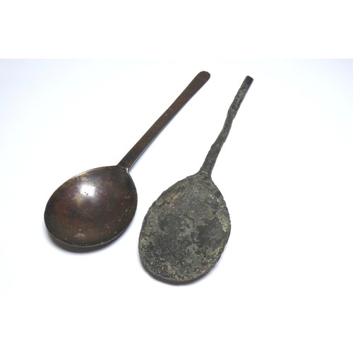 131 - Post-medieval spoons (2). Circa 17th century CE.Copper-alloy & pewter, largest 173mm. From an ol... 