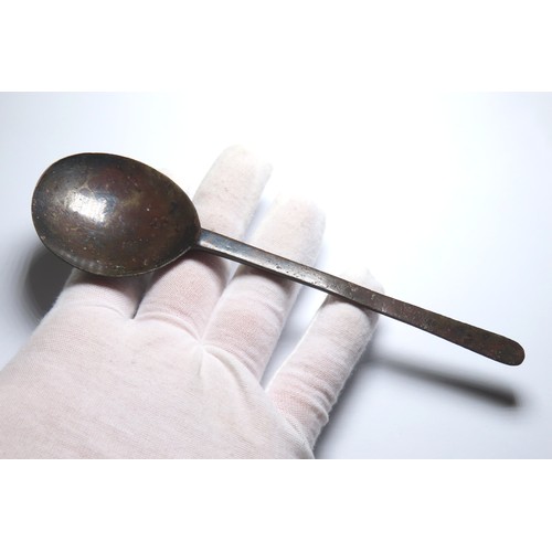 131 - Post-medieval spoons (2). Circa 17th century CE.Copper-alloy & pewter, largest 173mm. From an ol... 