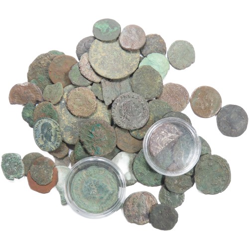 292 - Groups of Roman coins including half a silver Durotriges stater. Various emerors and dates. 22.35g/1... 