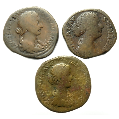 302 - Sestertius group. Faustina II, Lucilla and Crispina. Circa 2nd century AD. Various reverse types. Al... 